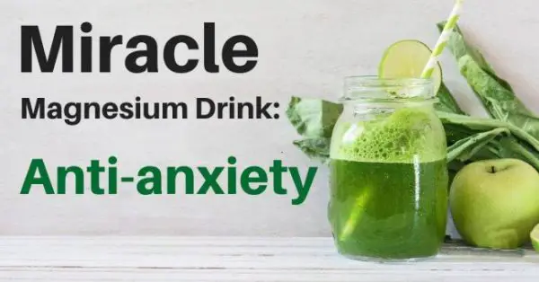 La receta de jugo contra la ansiedad que usa apio, espinacas, manzanas y jengibre