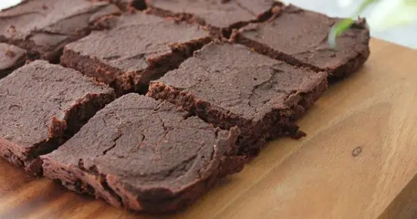Deliciosos brownies de camote sin harina que son 100% sin gluten ni lácteos
