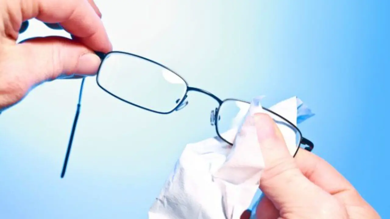 Mantenga sus lentes o gafas limpias con ayuda de estos sencillos trucos